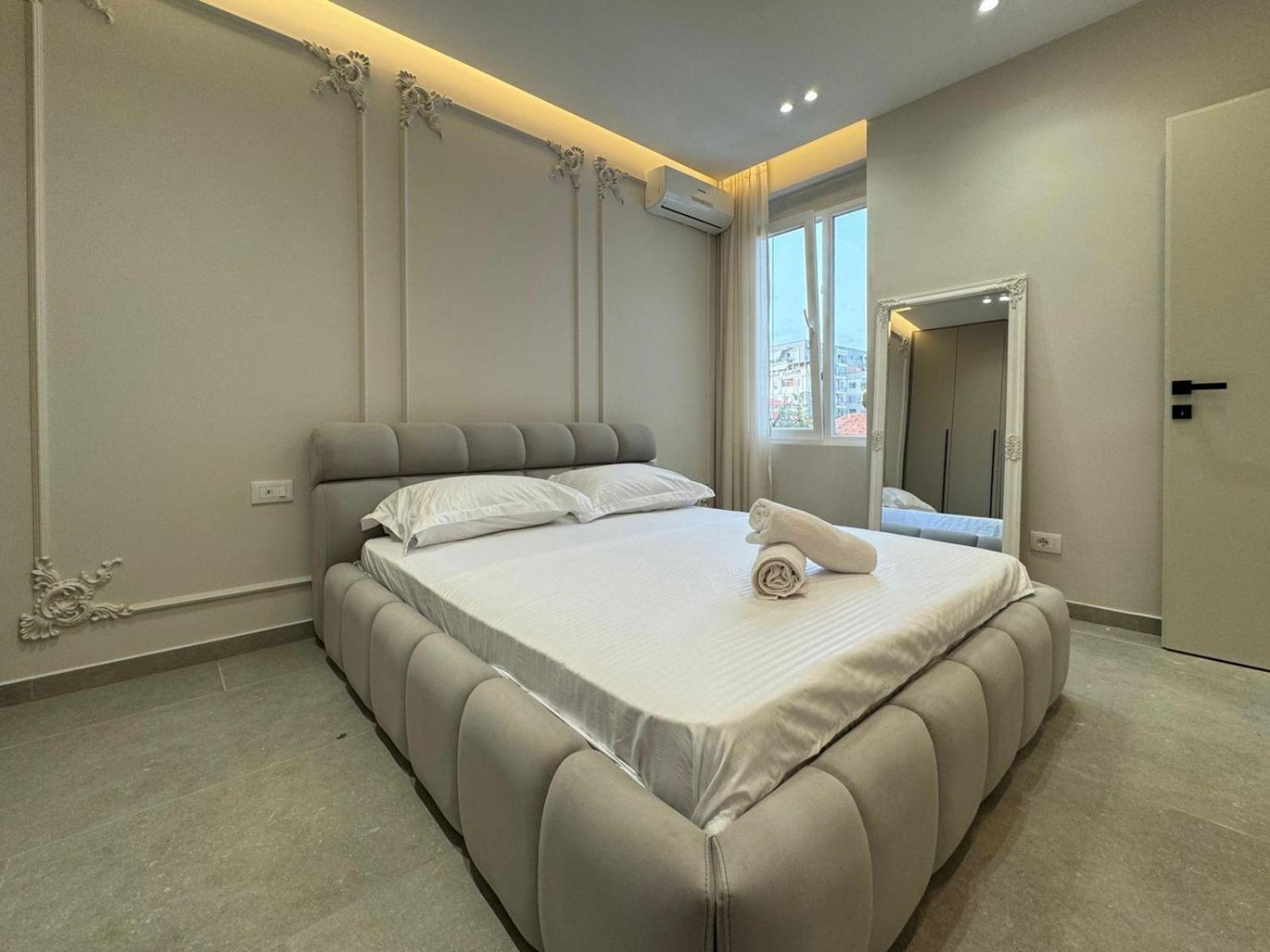 New Bazaar Apartments Tirana Exterior photo